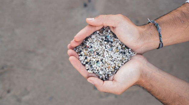 Bolitas de plstico en playas de toda Europa: una investigacin de Tarragona explica de dnde salen